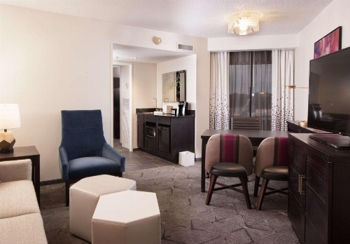Embassy Suites By Hilton Hotel Raleigh-Crabtree image 15